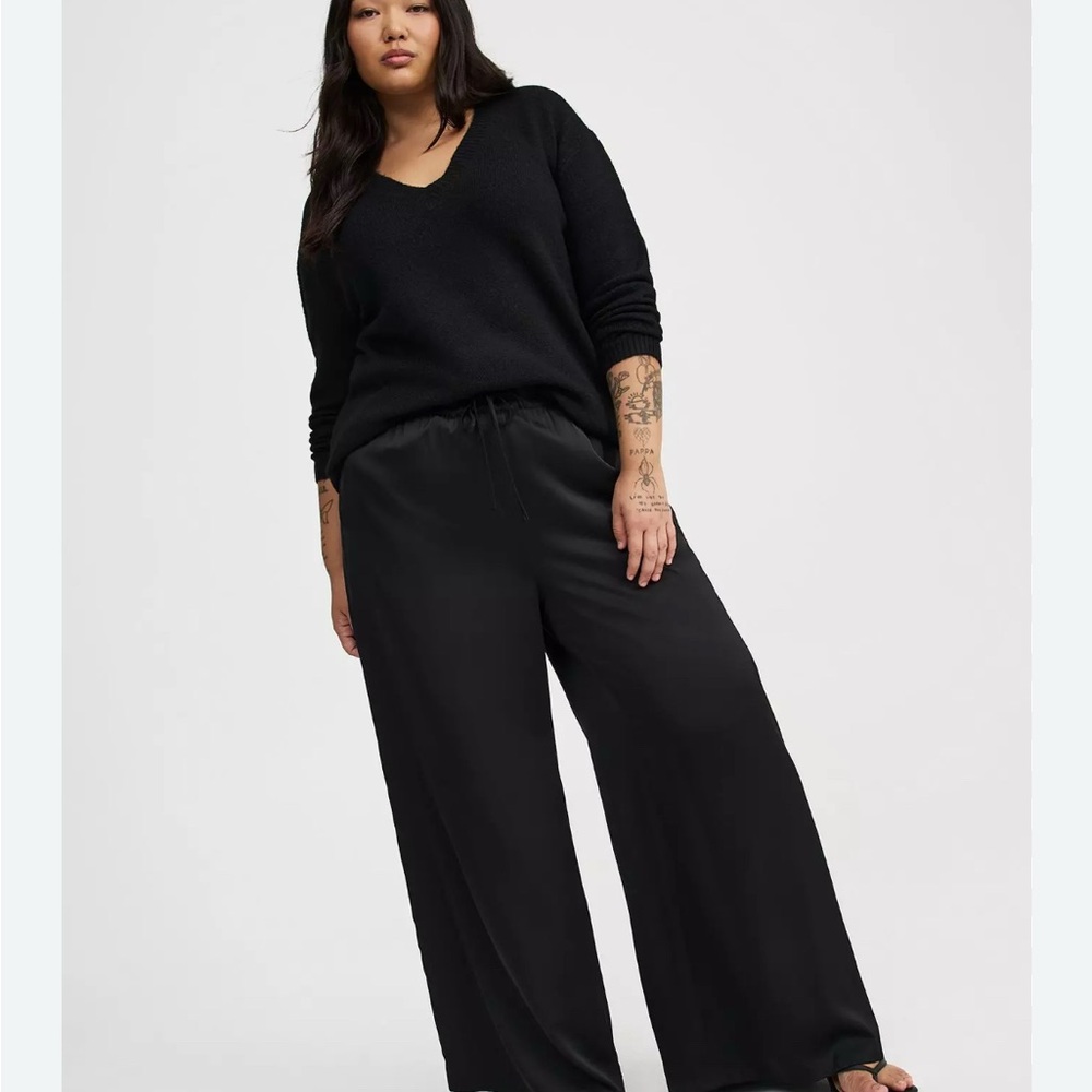 Chic Black Wide-Leg Women's Pants